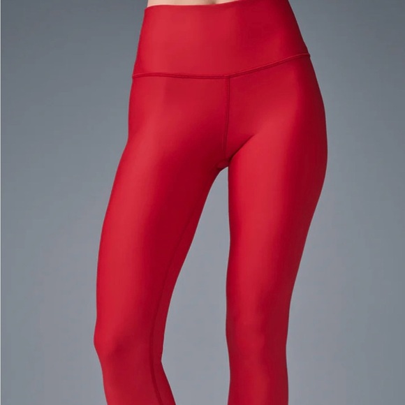 ALO Yoga S 7/8 High-Waist Airlift Legging Bold Red Leggings like new condition - Picture 10 of 10